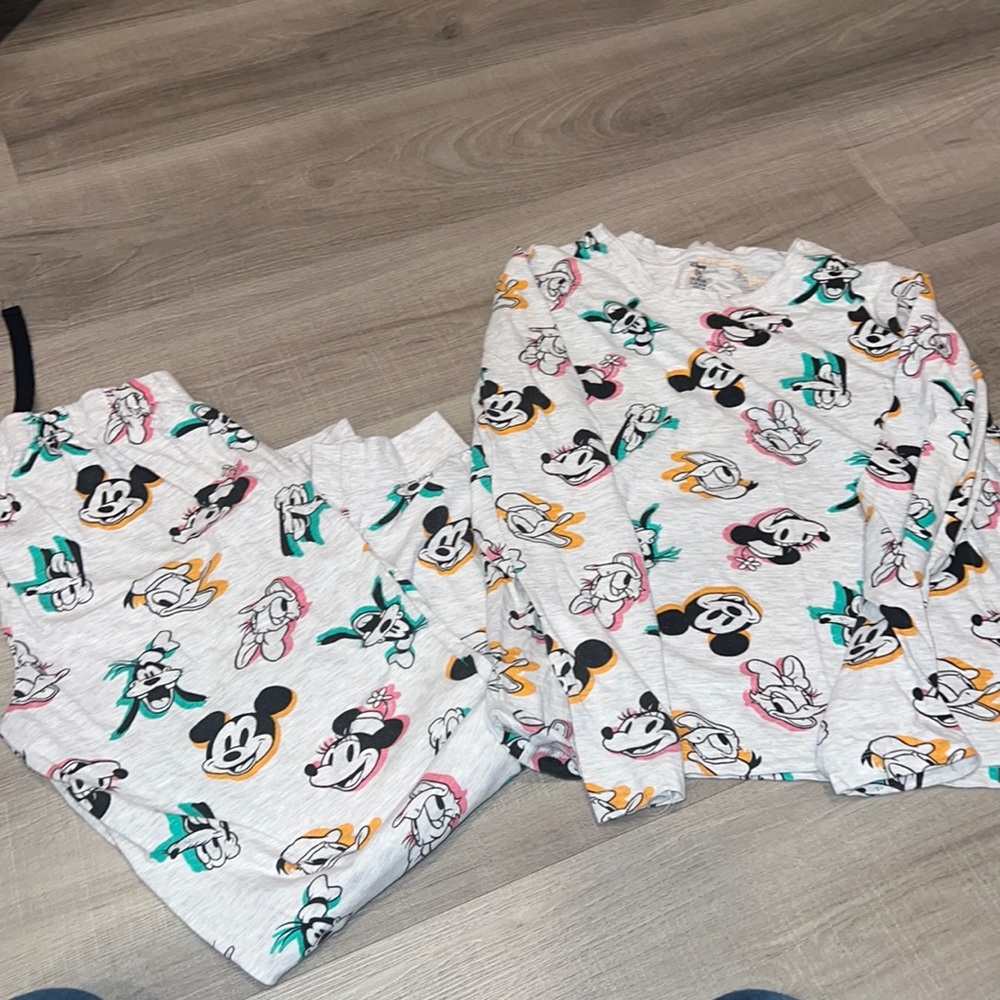 Ladies Disney PJS pyjamas